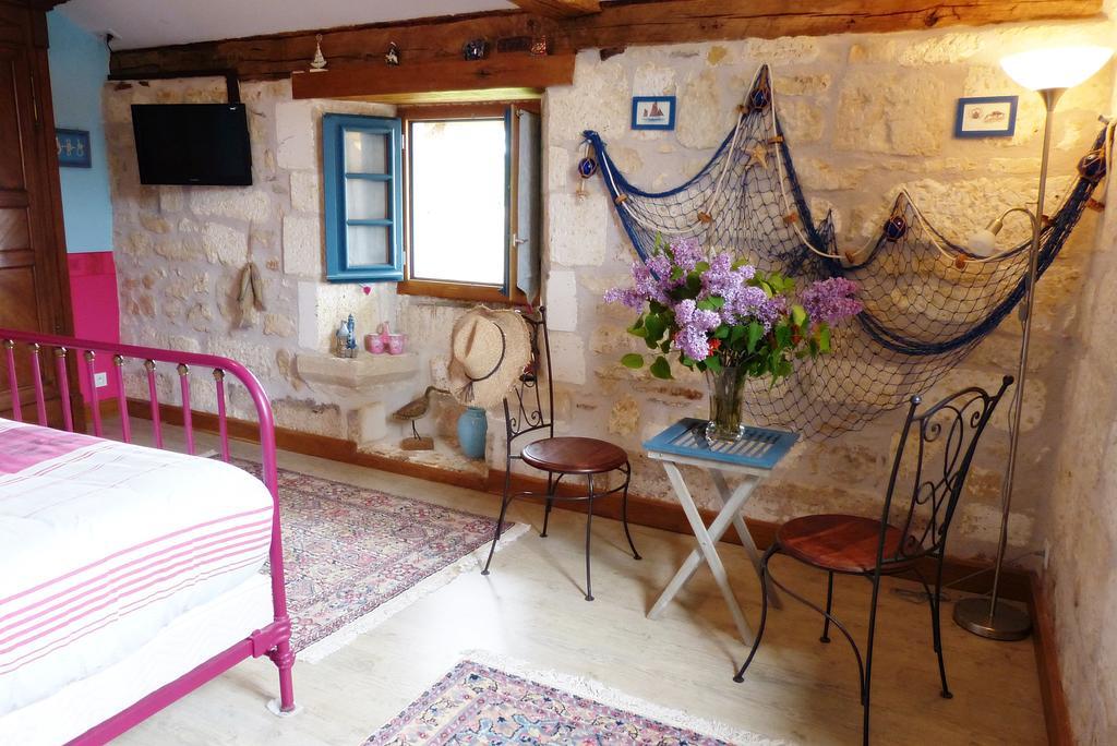 L'Echappee Belle Perigord Bed & Breakfast Cercles Phòng bức ảnh