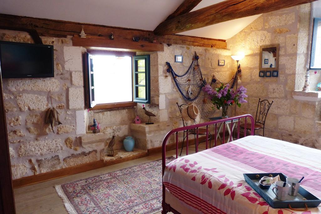 L'Echappee Belle Perigord Bed & Breakfast Cercles Phòng bức ảnh